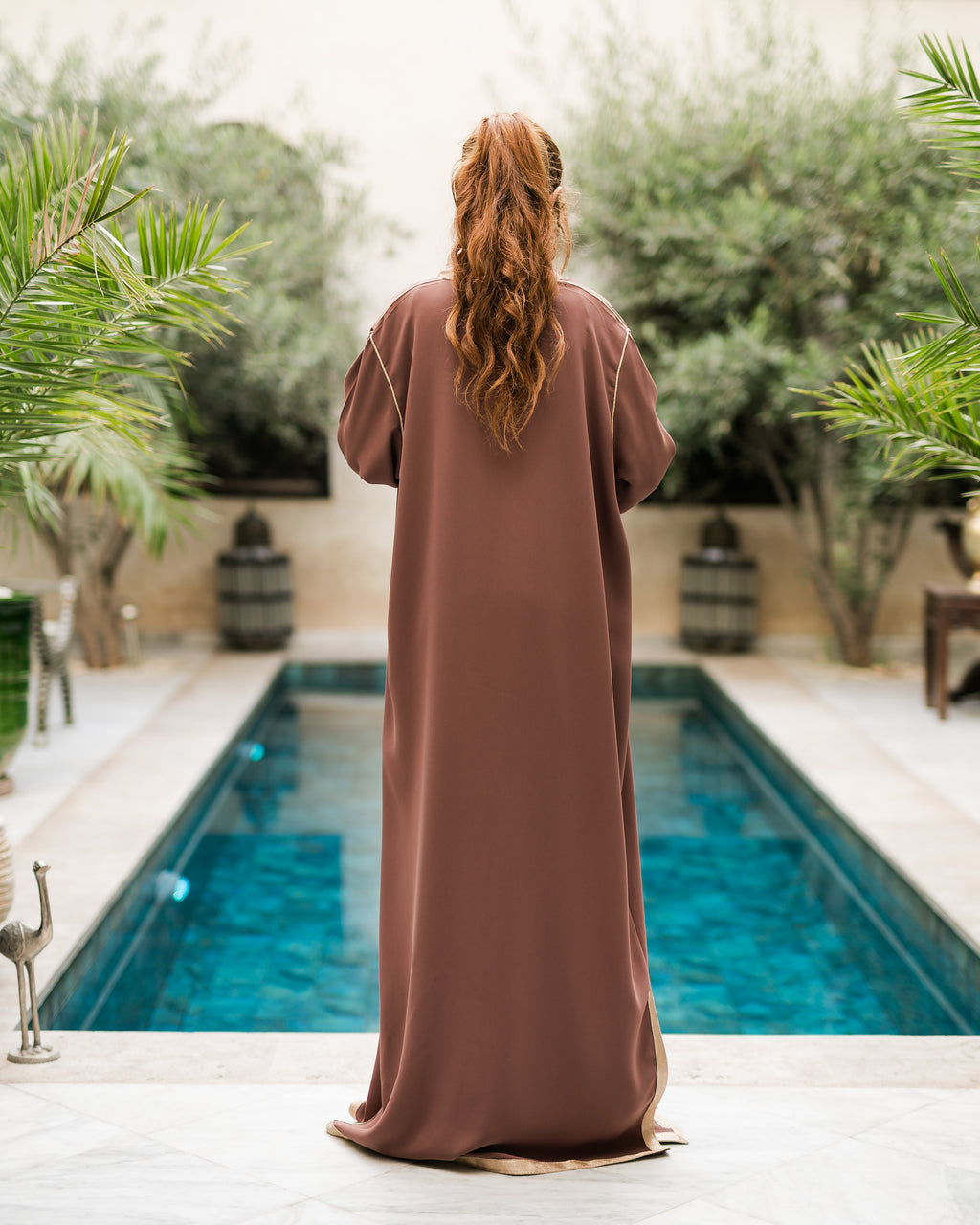 كيمونو مغربي – موديل بني وذهبي